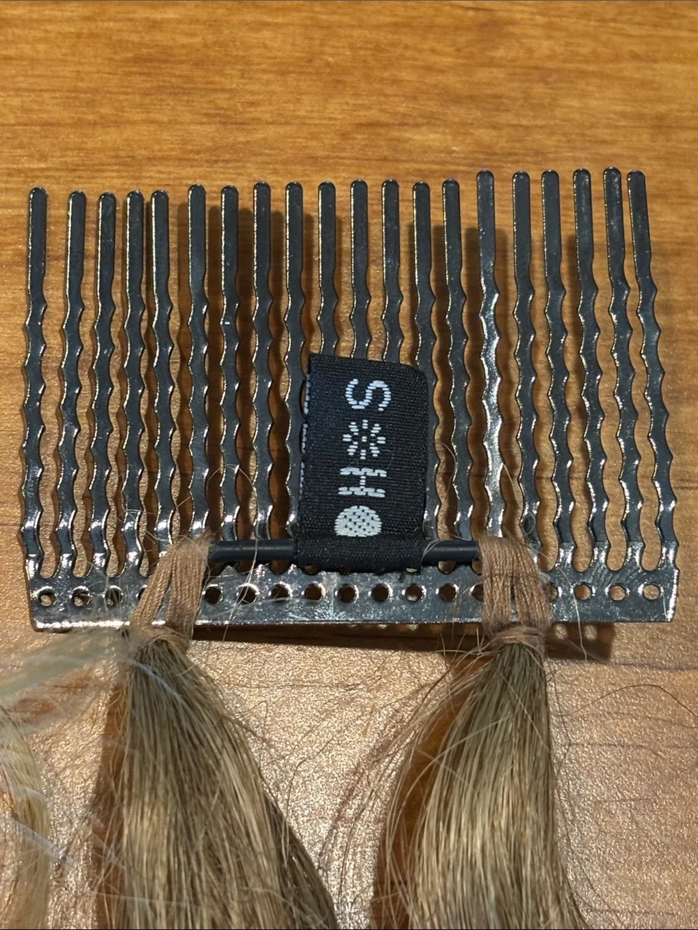 SOHO WOMEN’S COMB HAiR EXTENSIONS SET OF 2 Light Brown with Blonde Highlights